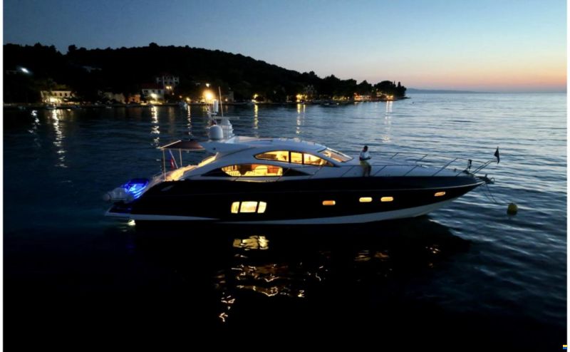 Sunseeker Predator 62
