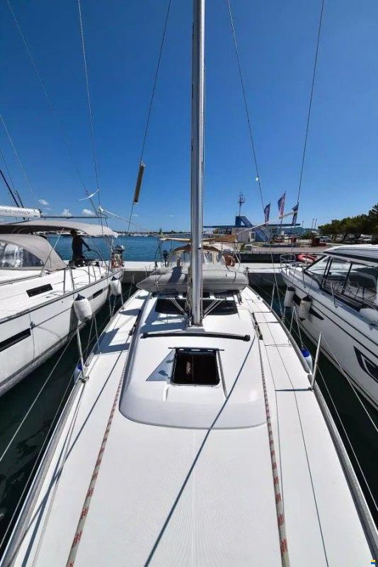 Dufour 350 Grand Large