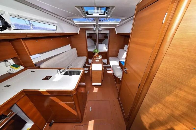 Dufour 350 Grand Large