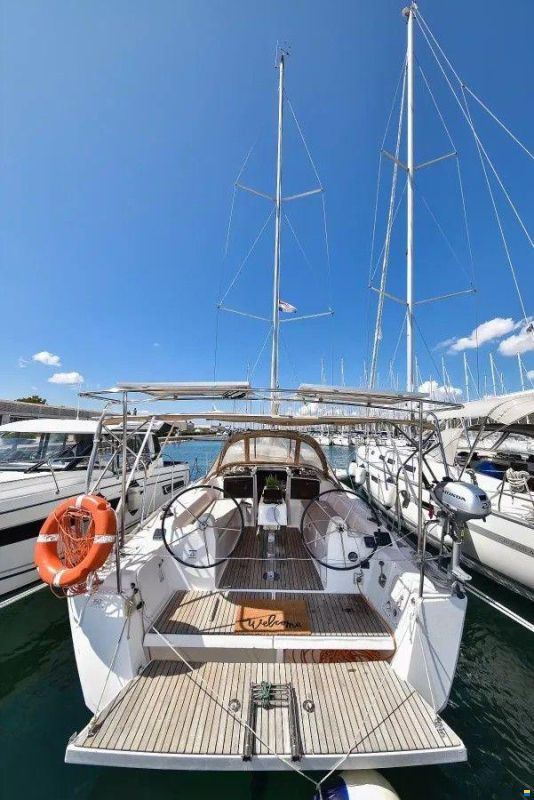 Dufour 350 Grand Large