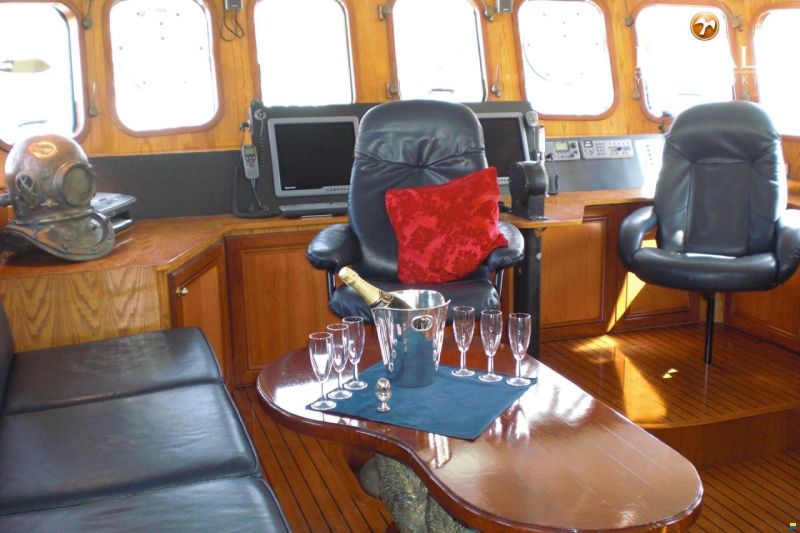 Expedition Vessel Long Range 29M