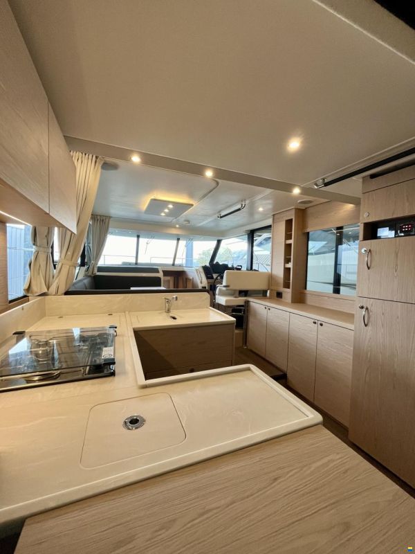 Beneteau Swift Trawler 41 Fly