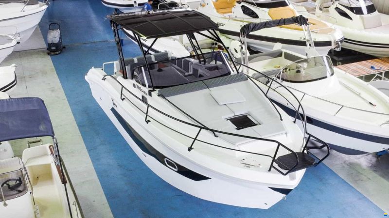 Saver 795 Cabin