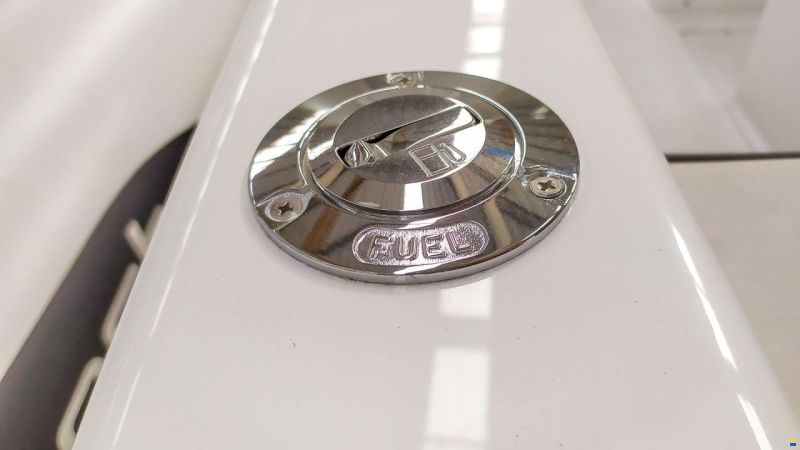 Saver 585 open