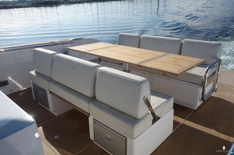 Pardo Yachts 38