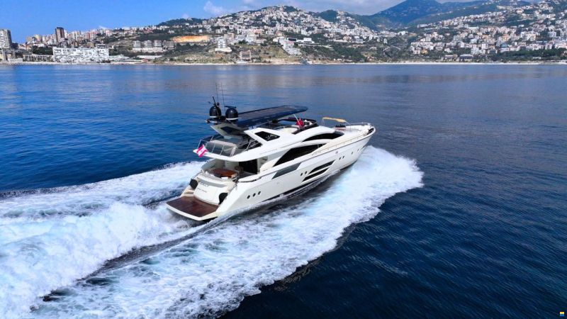 Dominator 800