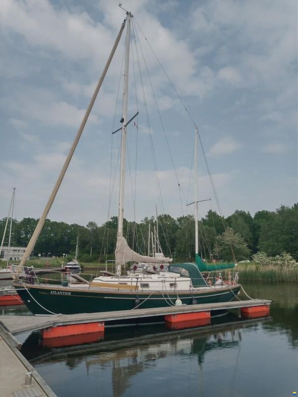 Cheoy Lee 38 Ketch
