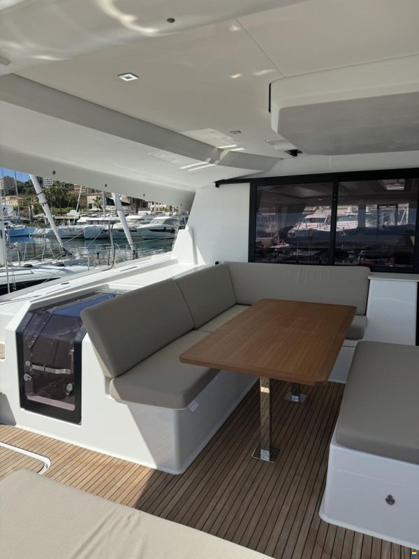 Fountaine Pajot Tanna 47