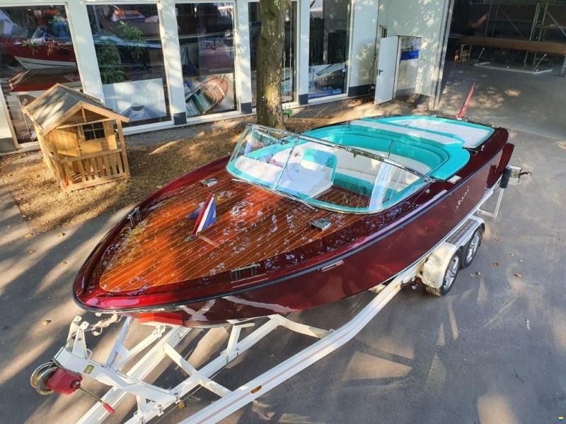 Boesch 680 Costa Brava De Luxe