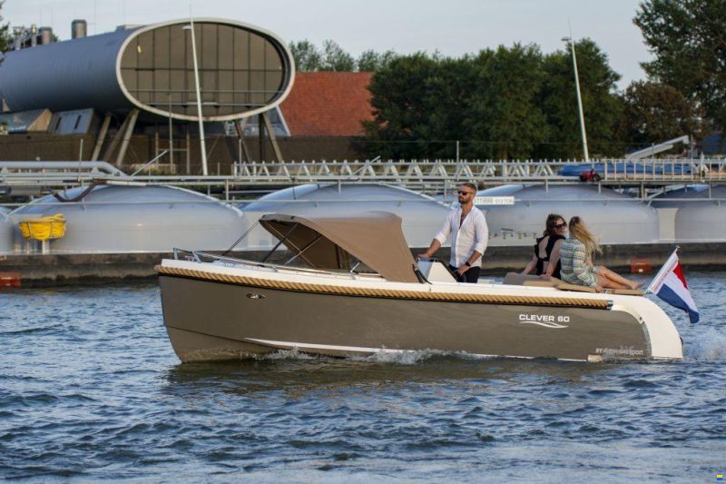 Clever Boats 60 Tender Zomeractie