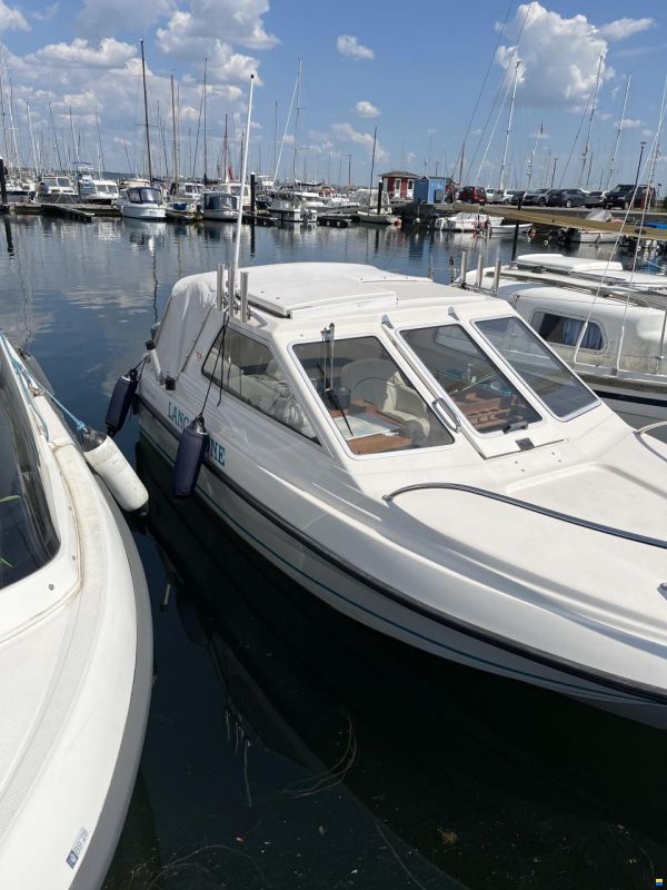 Uttern 5500HT