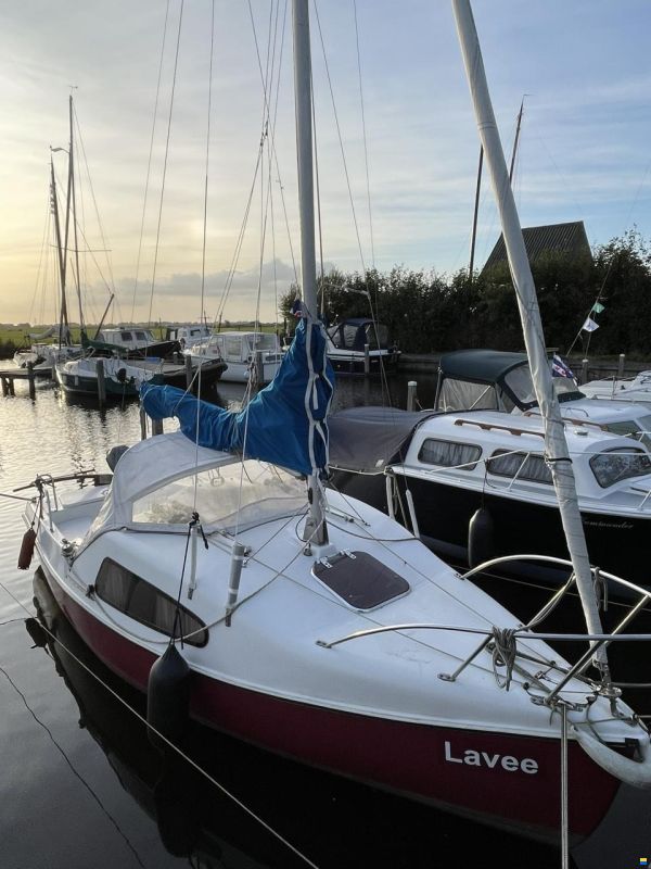 Nautic Plast Hai 590