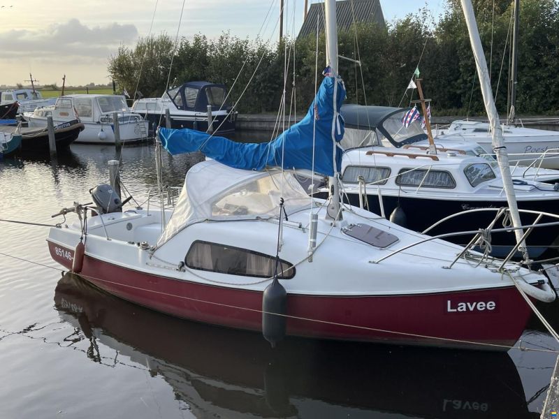 Nautic Plast Hai 590