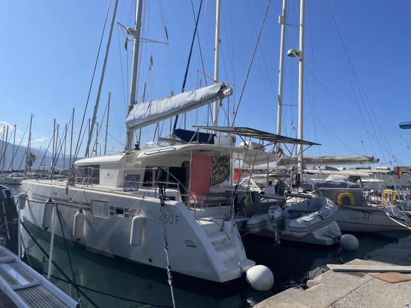 Lagoon 450F