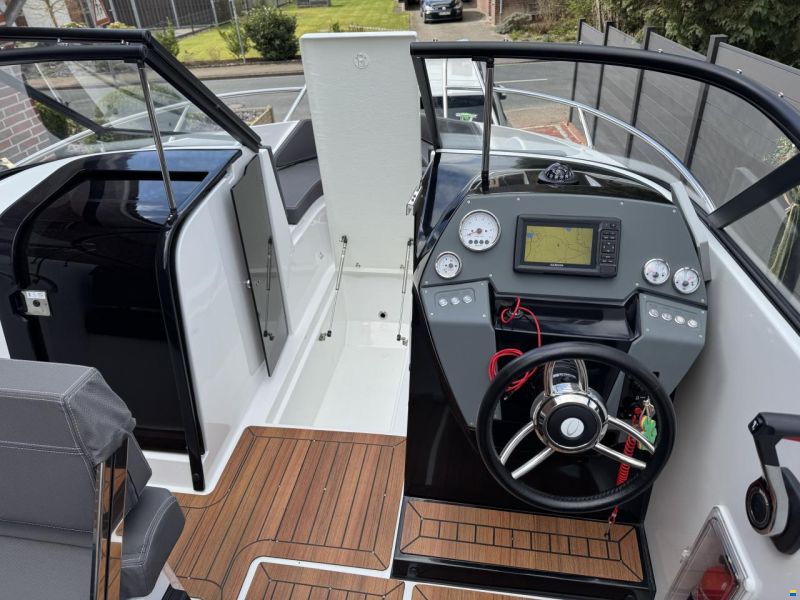 Coaster 600 Bow Rider
