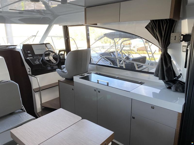 Beneteau Antares 11 Fly