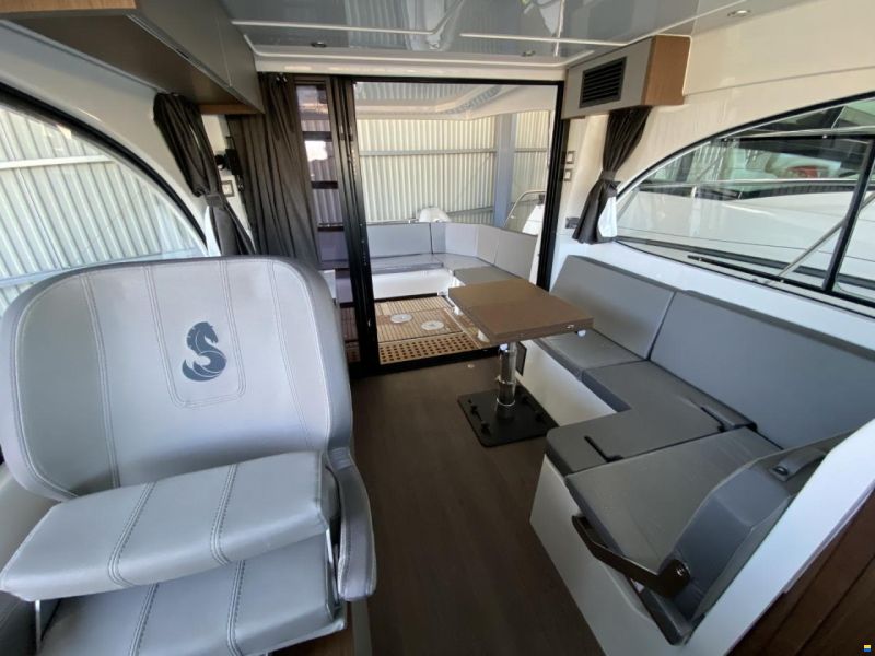 Beneteau Antares 11 Fly