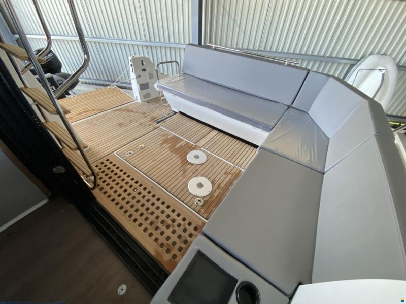 Beneteau Antares 11 Fly