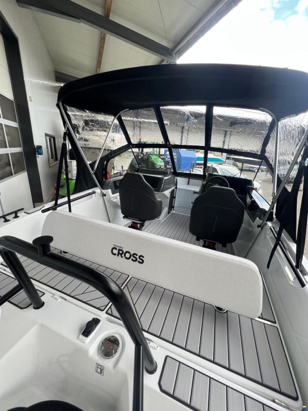 Yamarin Cross 55 BR