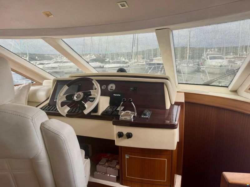 Galeon 530 FLY