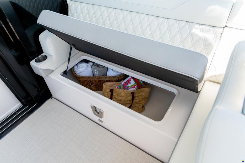 Regal 36 Grande Coupe