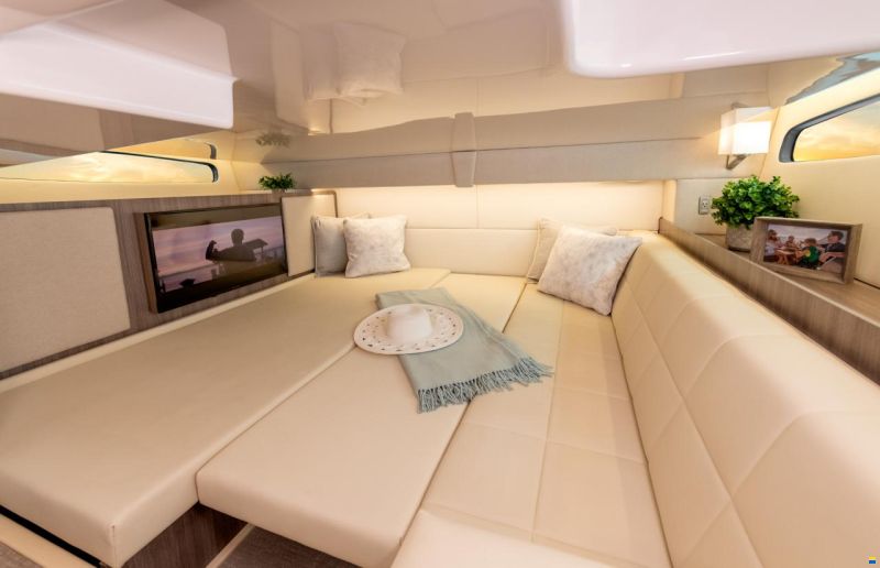 Regal 36 Grande Coupe