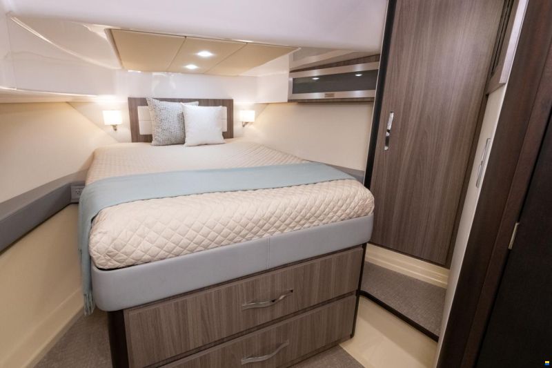 Regal 36 Grande Coupe