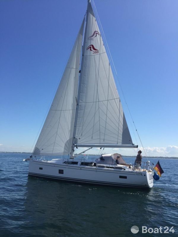 Hanse 388