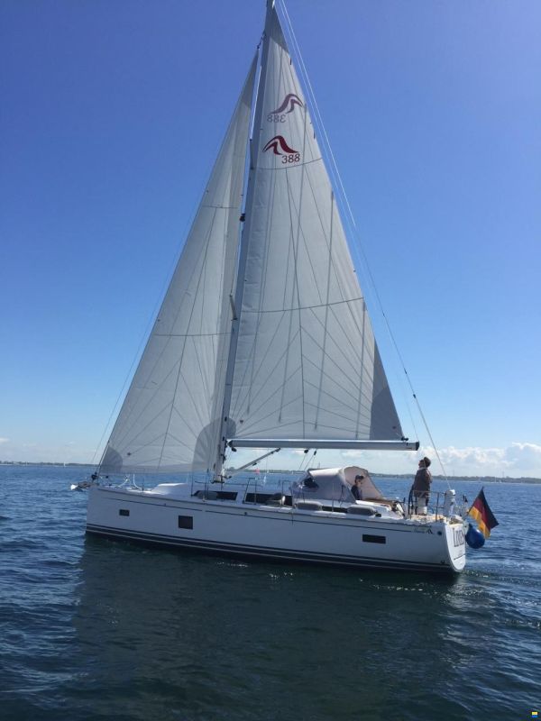 Hanse 388