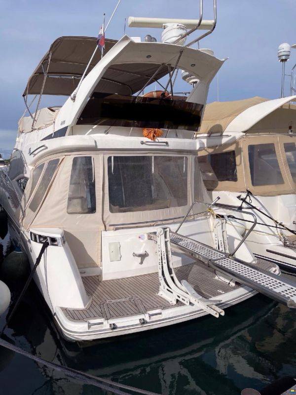 Galeon 440 Fly