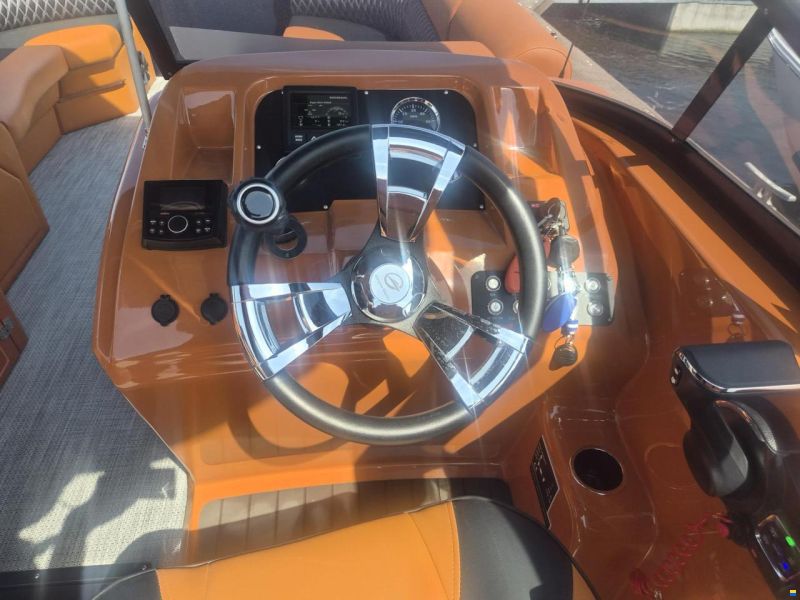 MK Boats Sport-Ponton 22 ft