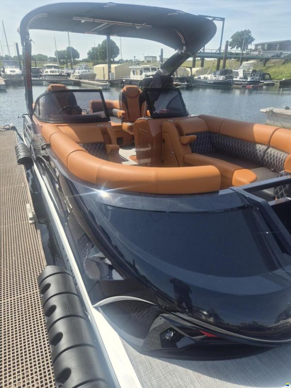 MK Boats Sport-Ponton 22 ft