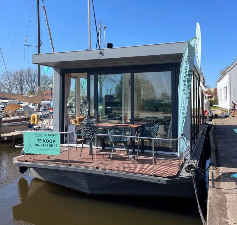 Houseboat Friesland 12.75 X 4.50 (inboar