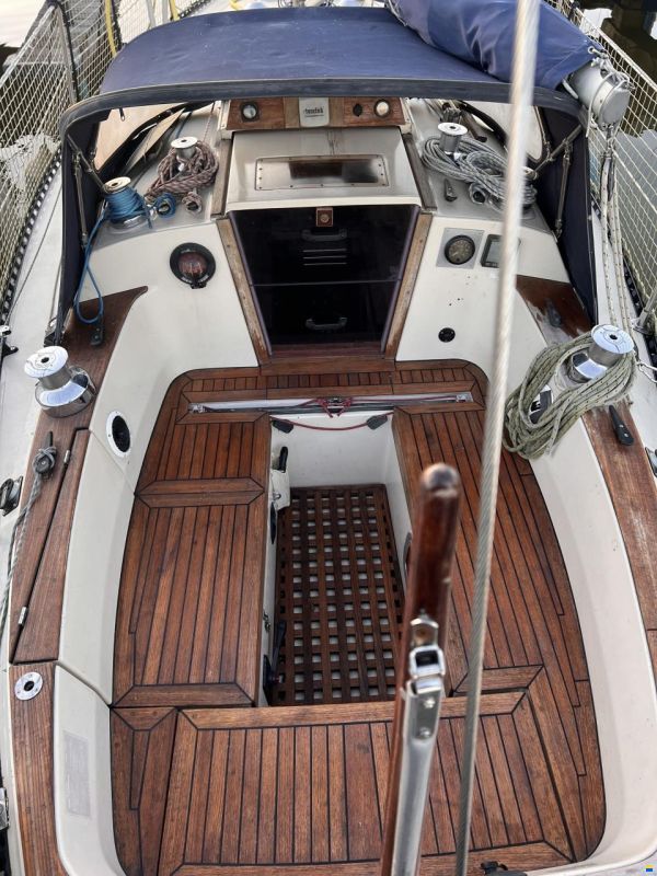 Beneteau First 30