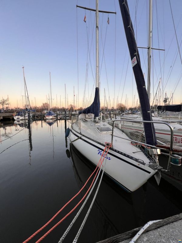 Beneteau First 30