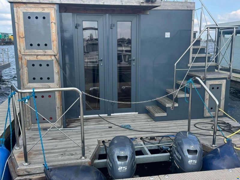 Campi 400 Per Direct Maasbommel Ligplaat