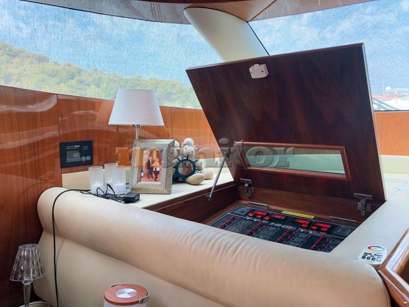 Elegance 54 Fly