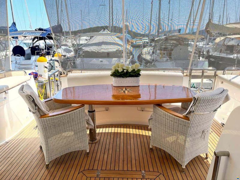 Elegance 54 Fly