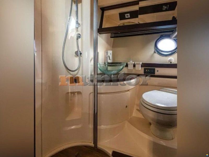 Azimut 43S