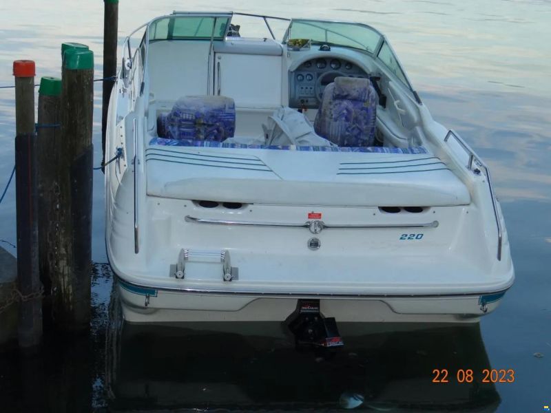 Sea Ray 220 OV Signatur