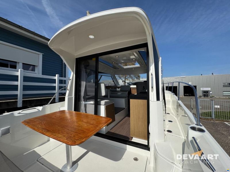 Beneteau Antares 9