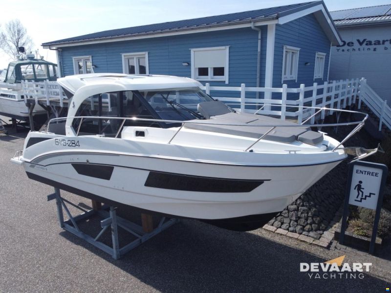 Beneteau Antares 9