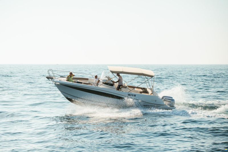 Jeanneau CAP CAMARAT 8.5 CC