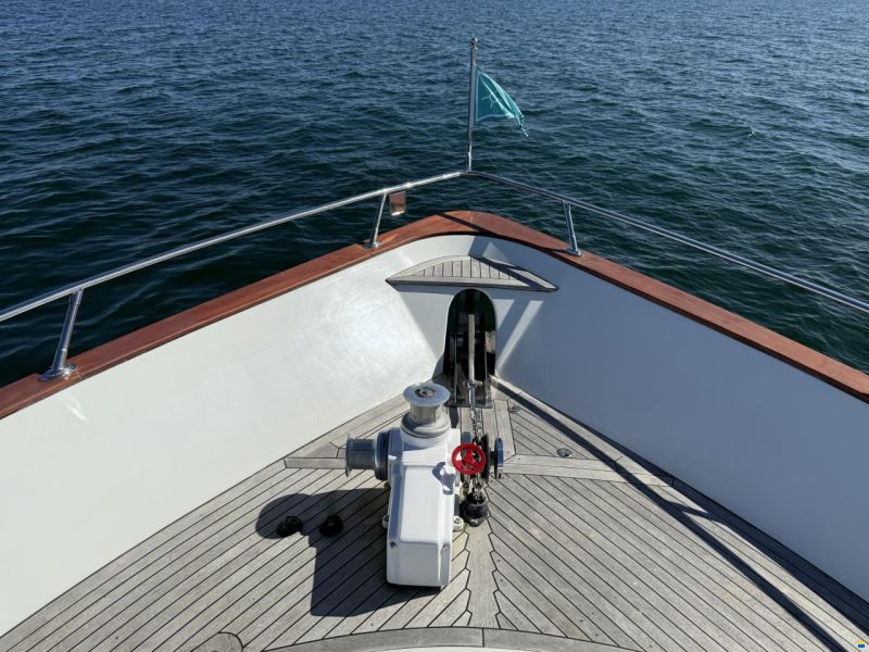 Johnson Yachts Johnson 65 Flybrige