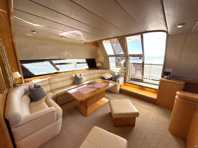 Johnson Yachts Johnson 65 Flybrige