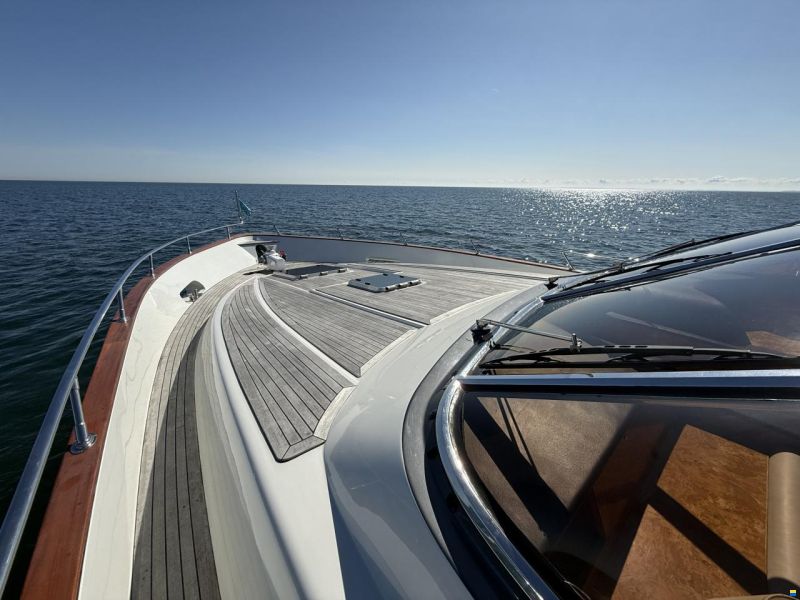 Johnson Yachts Johnson 65 Flybrige