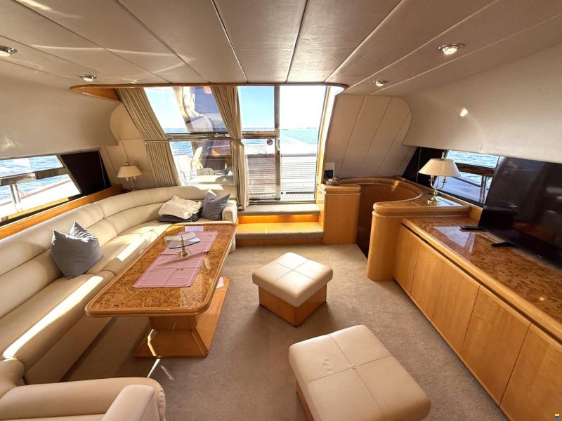 Johnson Yachts Johnson 65 Flybrige