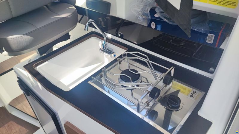 Beneteau Antares 7 Cruising