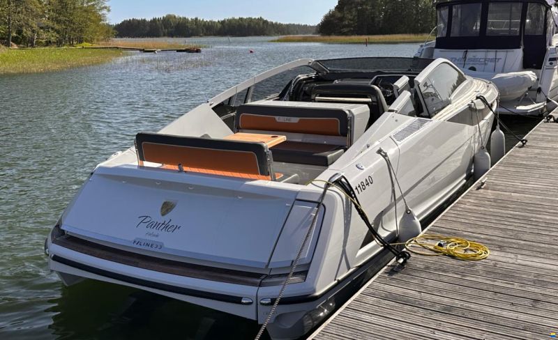 Fairline F//LINE 33