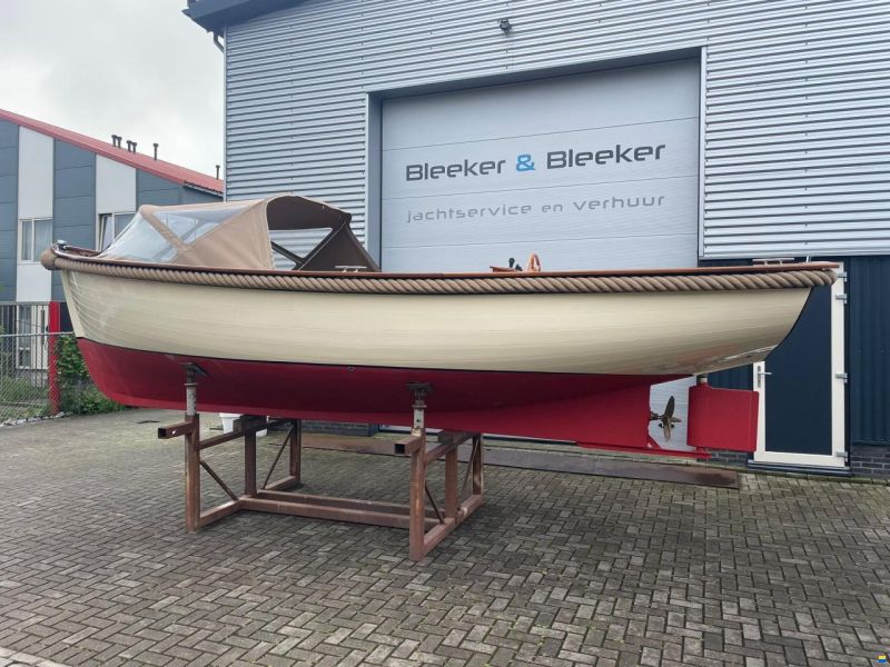 Sloep 720